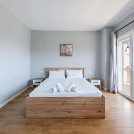 Apartment Portside Serenity By Ps